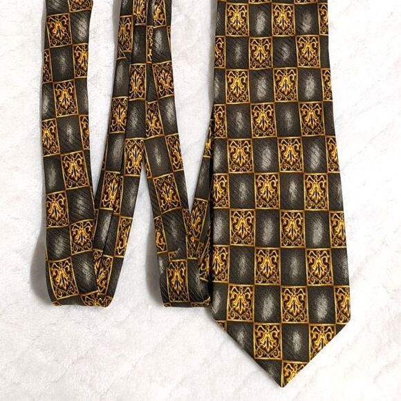 Men's Vintage 100% Silk Tie Made in Italy - Checkerboard Crest Motif - Picture 6 of 16